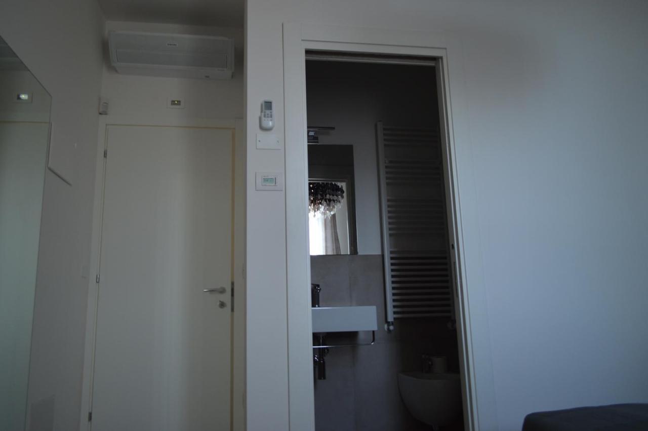 Camere Scandellara 24 Bologna Exteriör bild